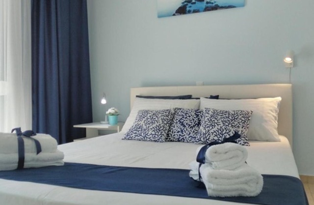 Stratis summertime apartment
