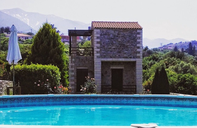 Stratos Villas Chania with pool and sea view