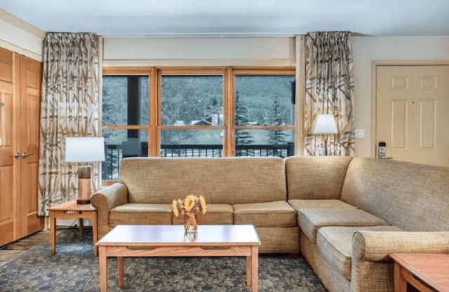 Streamside at Vail Private 1BR Condo with Stunning Views