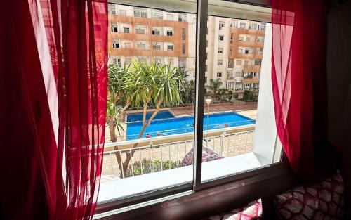 Studio équipé vue piscine