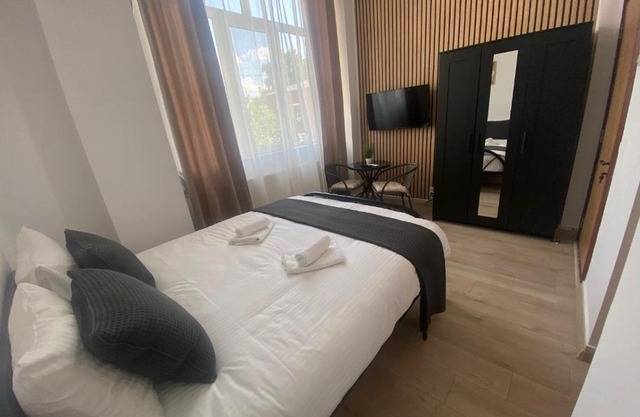 Studio 27mp - Dormitor cu baie proprie - Balcon - Bucatarie complet utilata