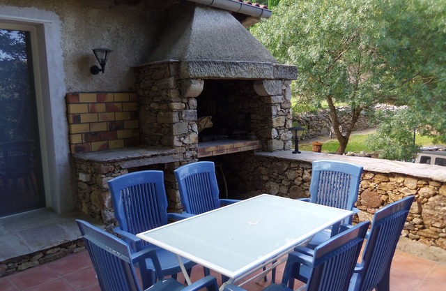Studio 45m2 + mezzanine and terrace 27m2 near Lamalou-les-Bains