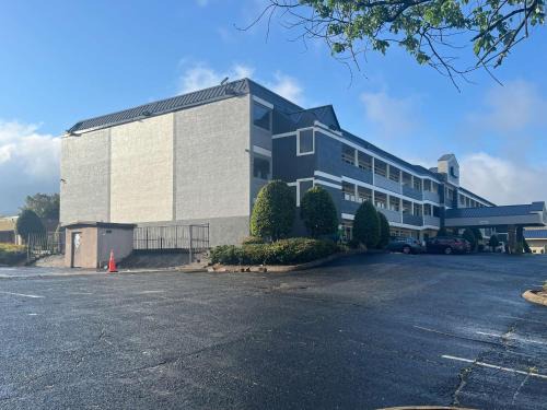 Studio 6 Charlotte, NC – Airport South