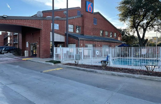 Studio 6 Houston TX Brookhollow