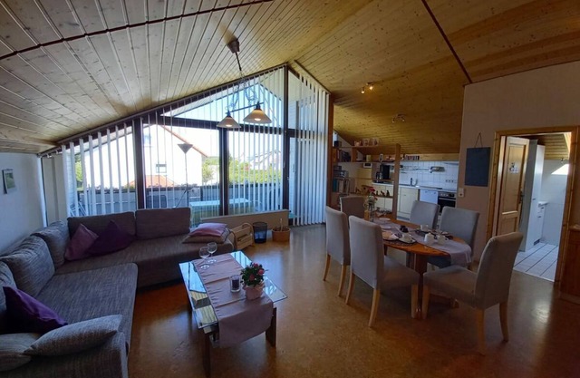 Studio Apartment 'Müller' with Balcony and Wi-Fi