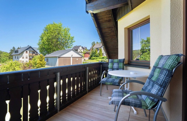 Studio Apartment 'Pension Bergblick - Nonnefelsen' with Mountain View, Balcony and Wi-Fi