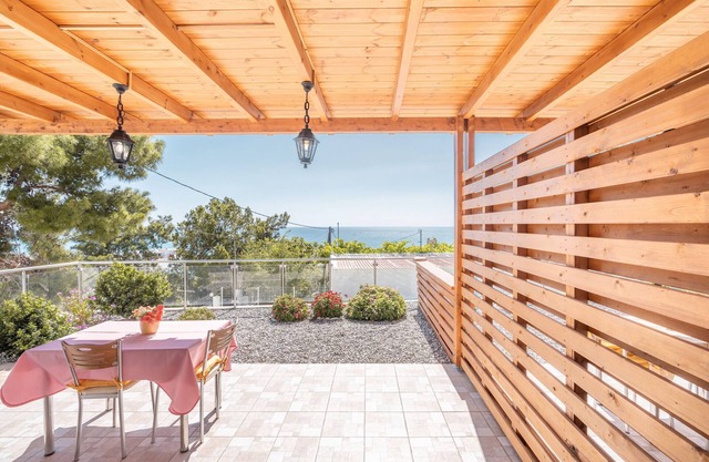 Studio Apartment 'Solymar Prive Sea View 2' with Sea View, Wi-Fi and Air Conditioning