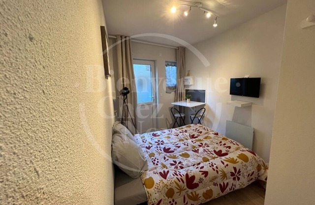 Studio, Av. Marx Dormoy, fully equipped. (B)