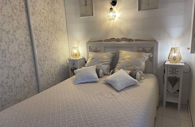 Studio bungalow in La Cotinière beach 100m, port 150 m