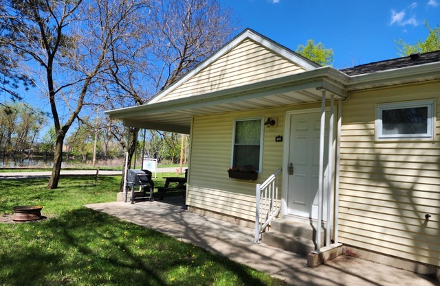 Studio Cottage at Lake Road Campground, near the beautiful Mississippi River.
