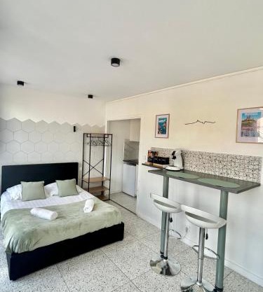 Studio devant la gare Saint-Charles
