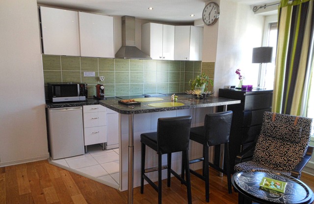 STUDIO GARE *, 40m2, QUIET, RENOVATED, HIGH FLOOR, MAGNIFICENT VIEW