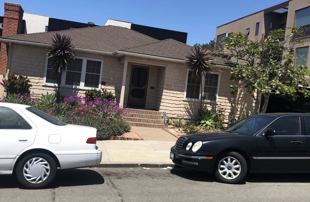 Studio in La Jolla Village - Near Beaches