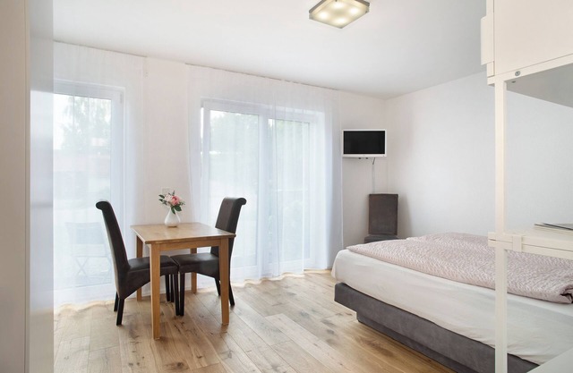 Studio "LandZeit" with Terrace & Wi-Fi