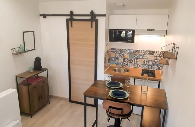 Studio Meublé très Agréable