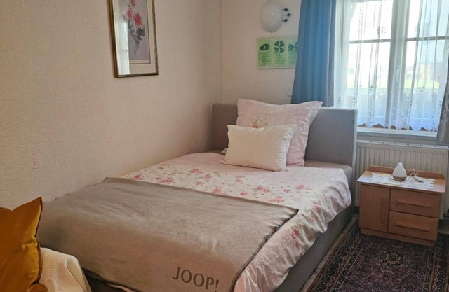 Studio 'Mogli' with Mountain View, Private Terrace and Wi-Fi