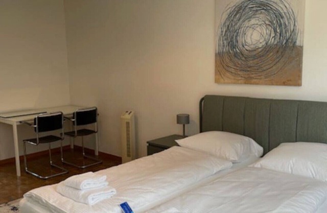 Studio near lakeside (Cross 9)