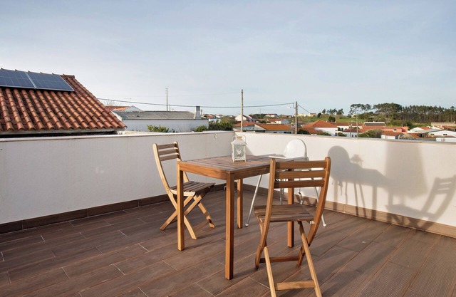 Studio 'Quinta Dos Raposos - Villa Terra' with Shared Pool, Shared Terrace and Wi-Fi