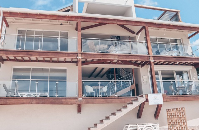 Studio sea view share terrace