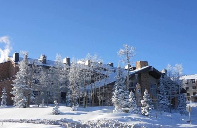 STUDIO SLEEPS 4 - CEDAR BREAKS LODGE-BRIAN HEAD- NEAR THUNDER MNTN MOTORSPORTS
