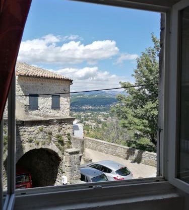 Studio tout équipé avec internet