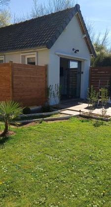 STUDIO VACANCES vue sur Mont Joli Bois
