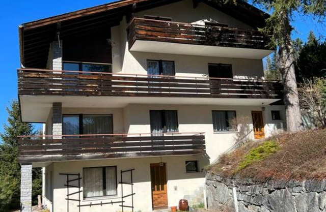Studio with fantastic mountain views