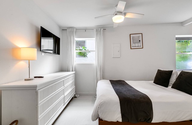 Studio with style in Design District