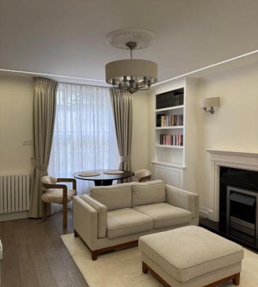 Stunning 2-bed, 2-bath Property In Central London