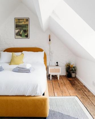 Stunning 2BD in the Heart of Malmesbury!