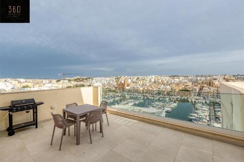 Stunning 2BR penthouse with harbour view & BBQ by 360 Estates