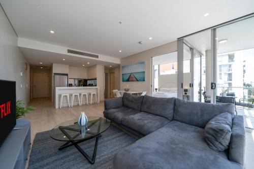 Stunning 2BR with Harbour Views in Bondi Junction