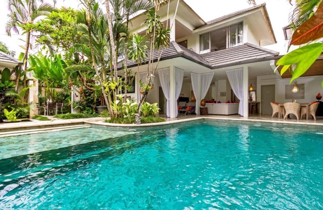 Stunning, 5 Bedroom Villa in Central Seminyak
