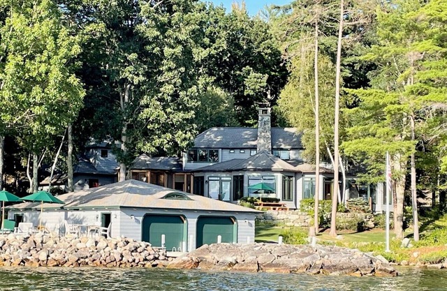 Stunning 5 BR Lakefront Home with Private Gym & Boat House