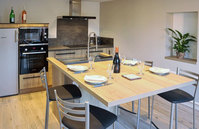 Stunning apartment in Villes sur Auzon