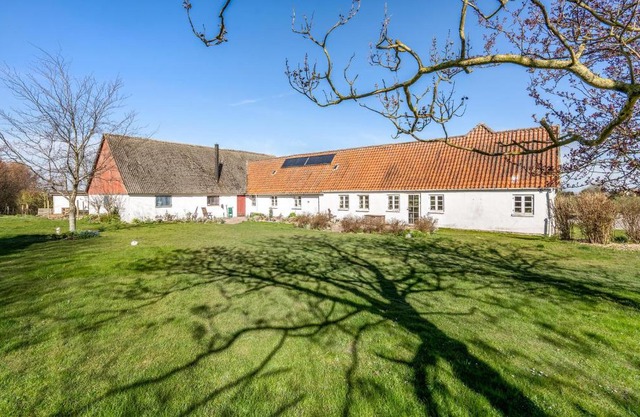 Stunning Apartment In Nørre Alslev