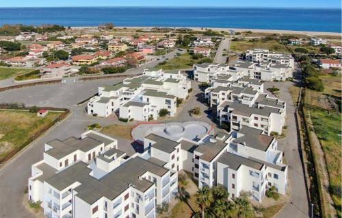 Stunning Apartment In Isca Marina