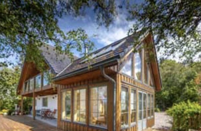 Stunning Argyll retreat with outstanding sea views, spa tub and BBQ cabin
