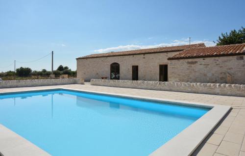 Stunning Home In Chiaramonte Gulfi