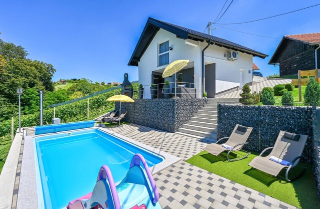 Stunning home in Andrasevec with sauna