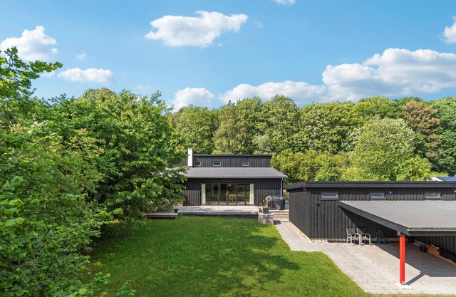 Stunning home in Gilleleje with kitchen