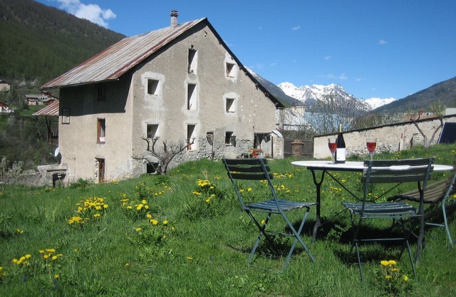 stunning, light, bright apartment - Briancon/Serre Chevalier - sleeps 2