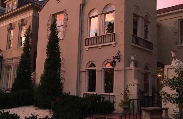 Stunning Mediterranean Monument Avenue flat in the heart of RVA's Fan District