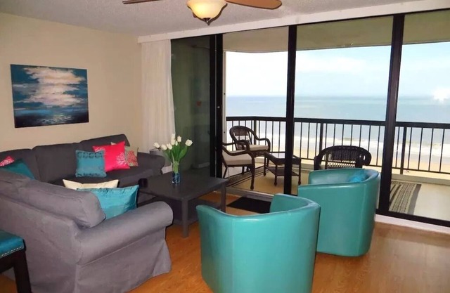 Stunning Oceanfront Condo! Huge balconies with amazing ocean and bay views!