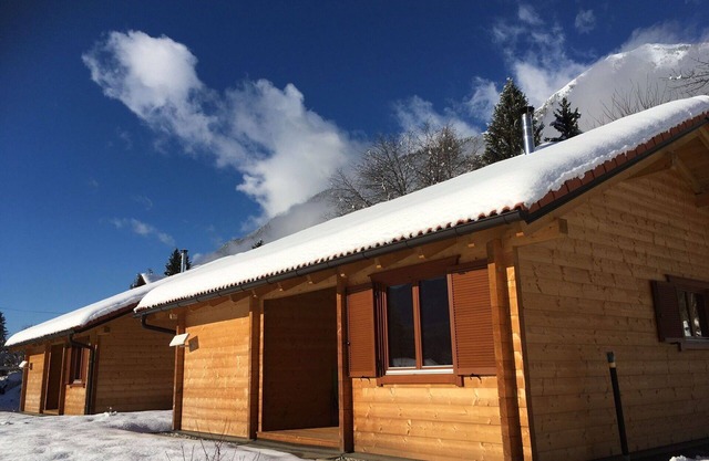 Stunning private villa for 4 guests with WIFI, TV, balcony and parking