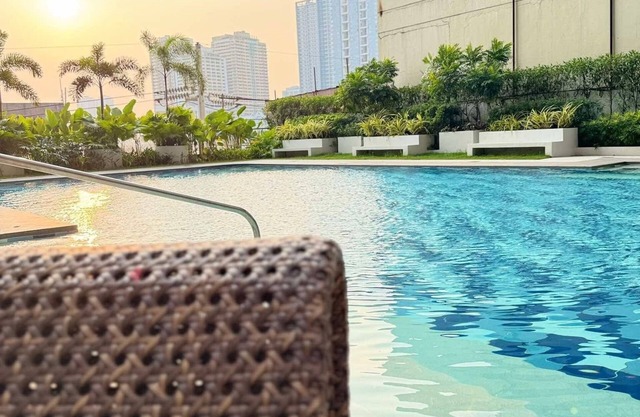 Stunning skyline views in Makati