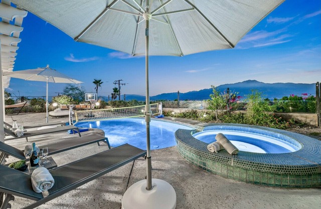 Stunning Views, Designer Interiors, Pool+Spa,Games