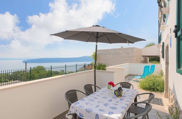 Stunning villa for 6 people with A/C, WIFI, TV, terrace, pets allowed and parking