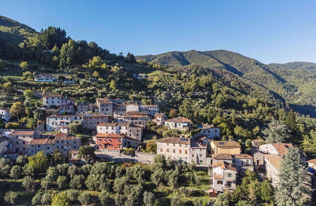 Stunning villa for 6 people with WIFI, private pool, TV and patio