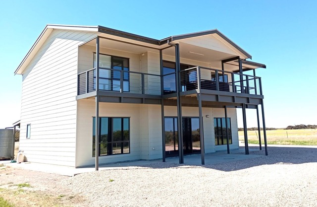 Sturt Bay Retreat, Port Moorowie